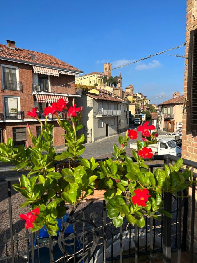 Takalcastel 2 Apartment Cisterna d'Asti Bagian luar foto