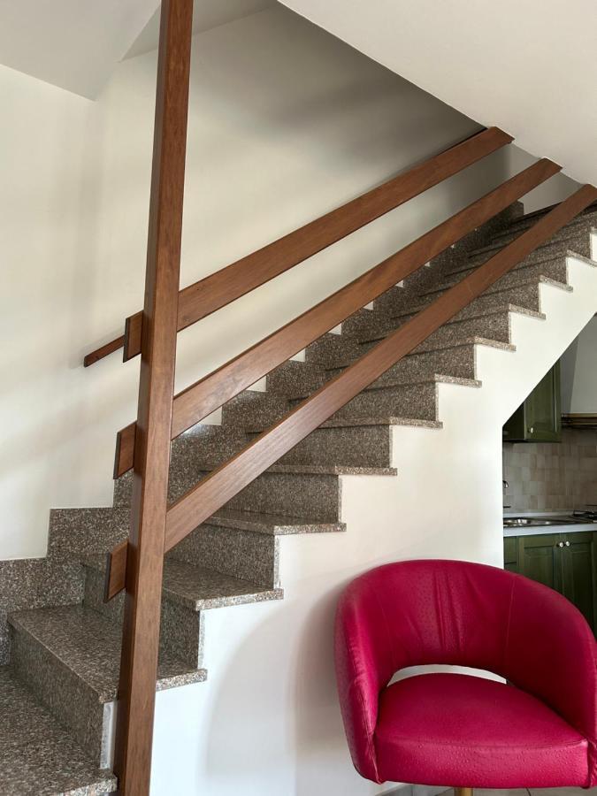 Takalcastel 2 Apartment Cisterna d'Asti Bagian luar foto